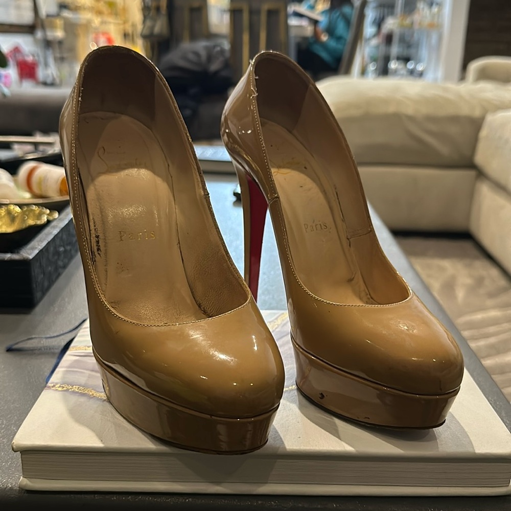 Christian louboutin Bianca 120 Nude round toe